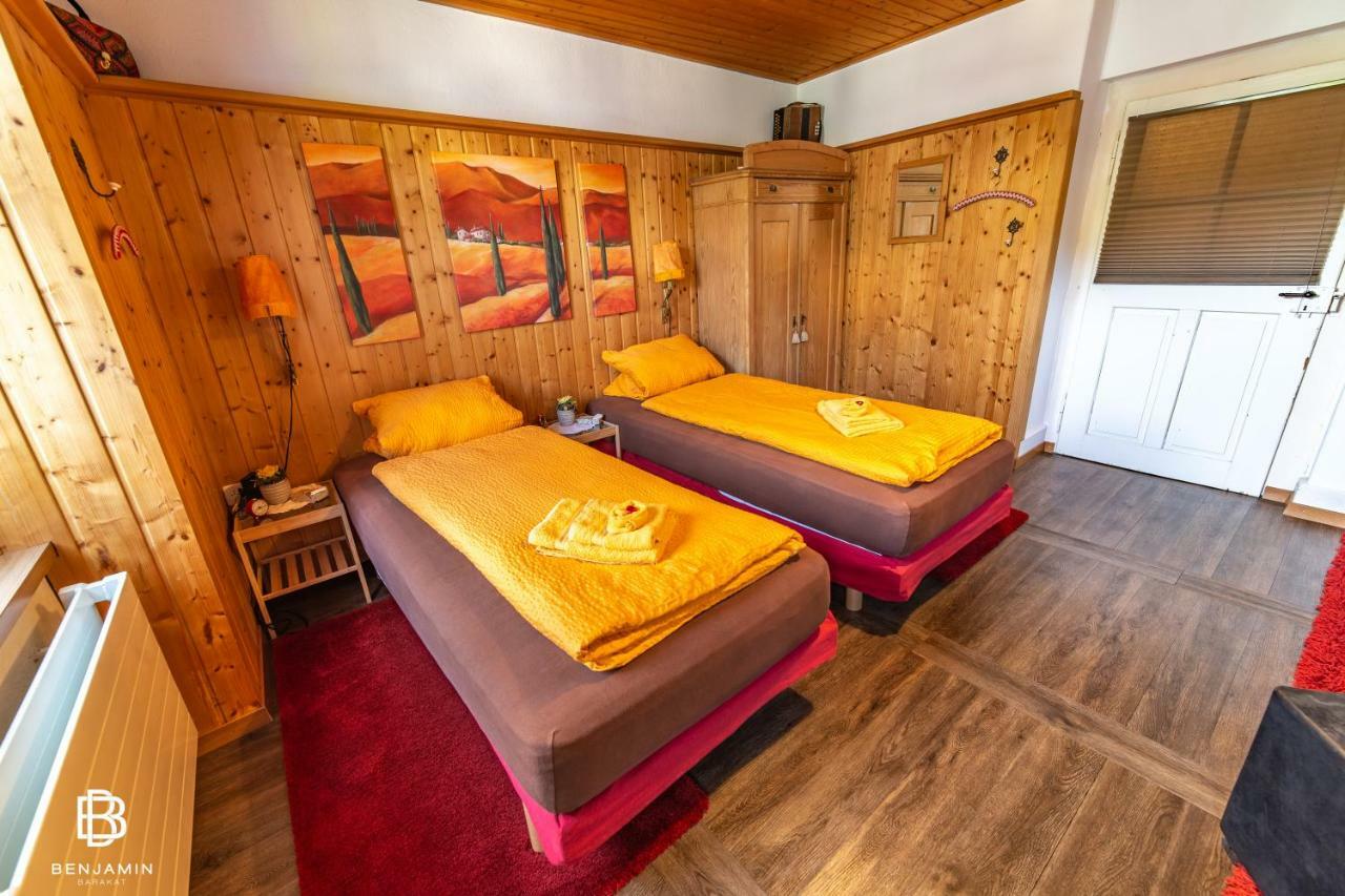 Pension Chesselberg Buckten Exterior foto